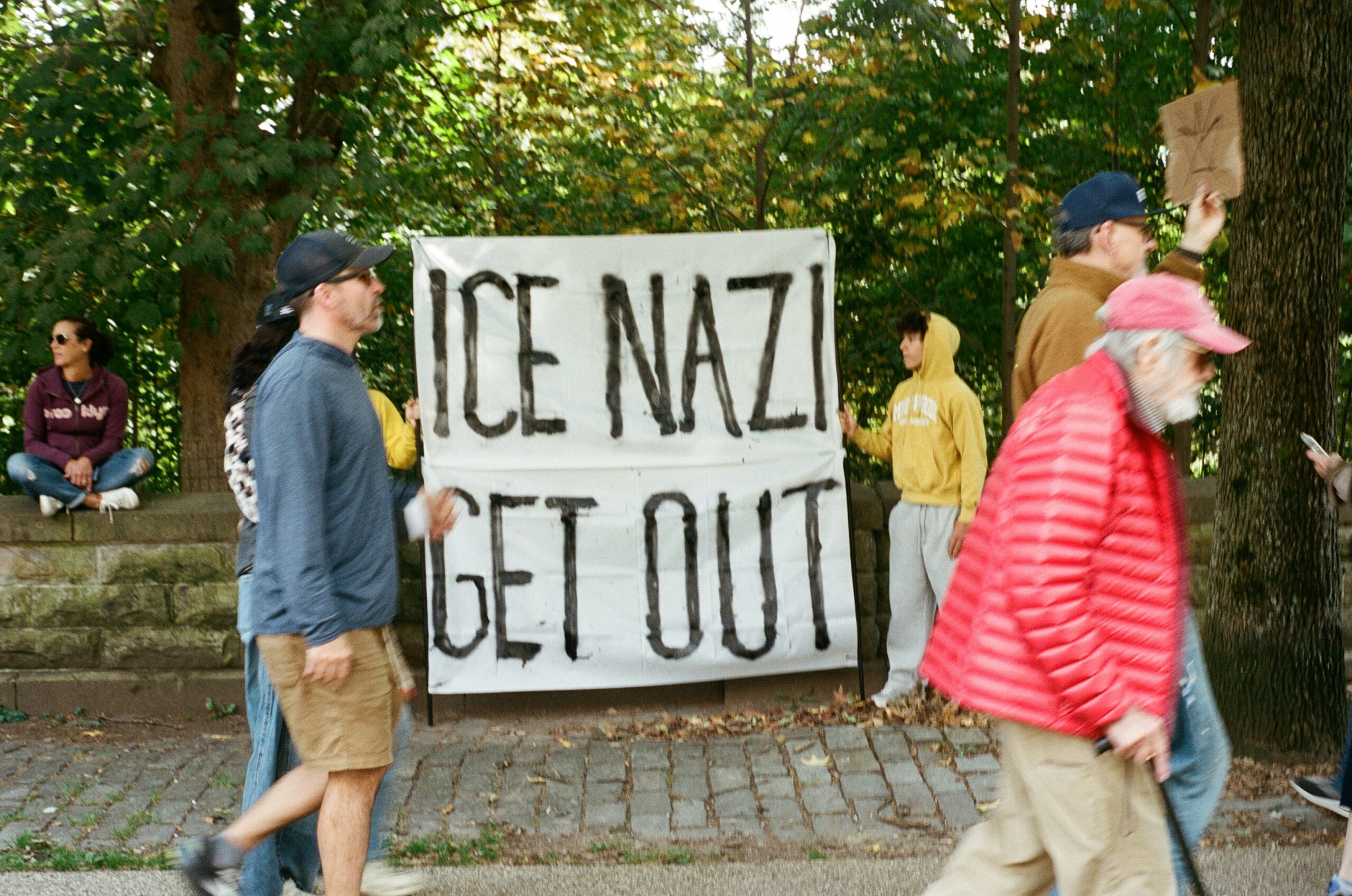 "Un espectro recorre el mundo, el espectro de la ultraderecha. La segunda Administración Trump está estimulando a los movimientos de ultraderecha de distinto pelaje que hay en el mundo" @PedroGMS1 participa en este debate de @Espacio_Pub